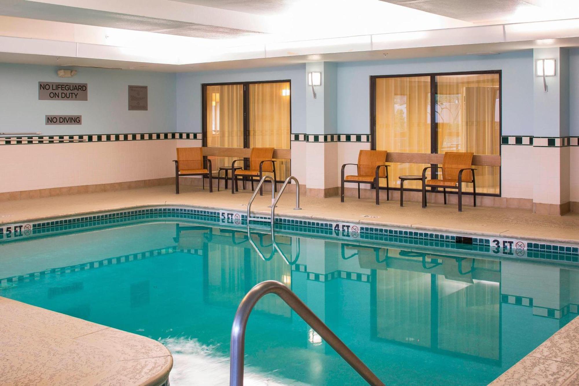 Courtyard Baton Rouge South Hotel Luaran gambar